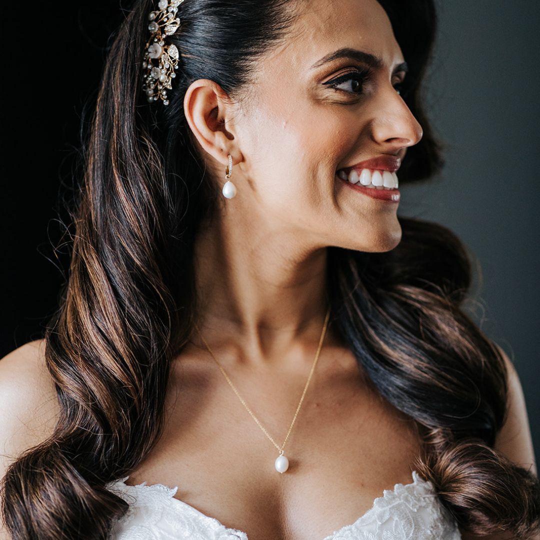 Gold Large Single Pearl Necklace