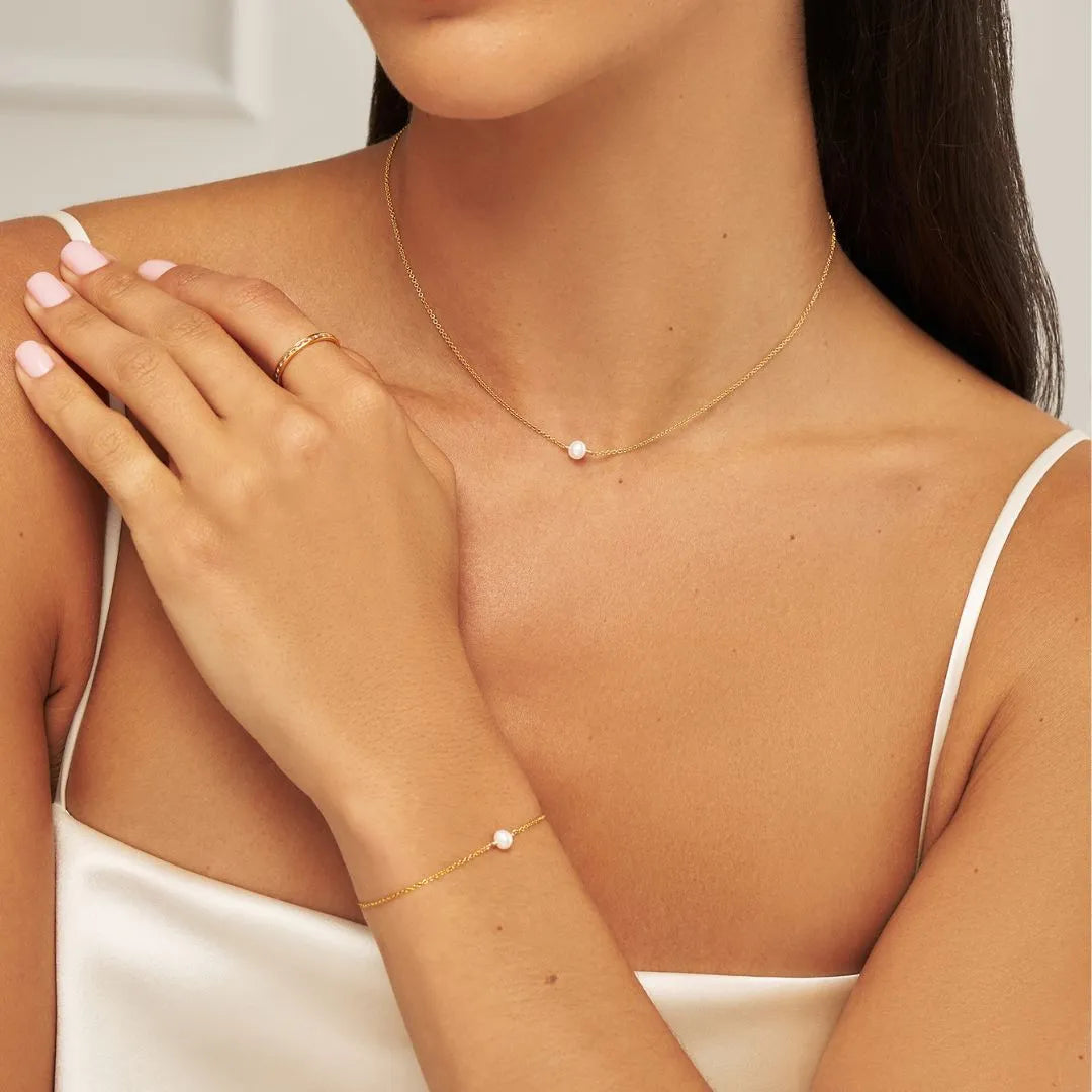 Gold Single Pearl Choker and Bracelet Gift Set