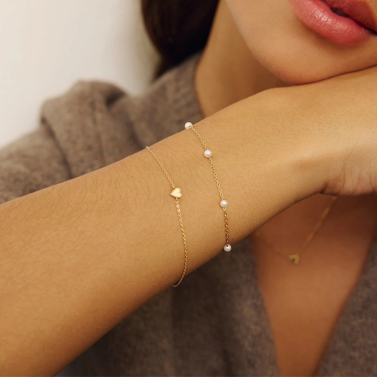 Gold Five Small Pearl Bracelet