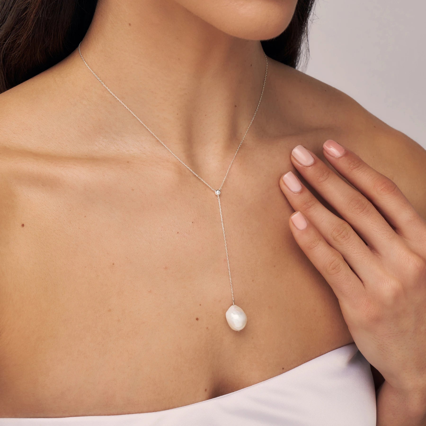 Silver Single Diamond Style Baroque Pearl Lariat Necklace