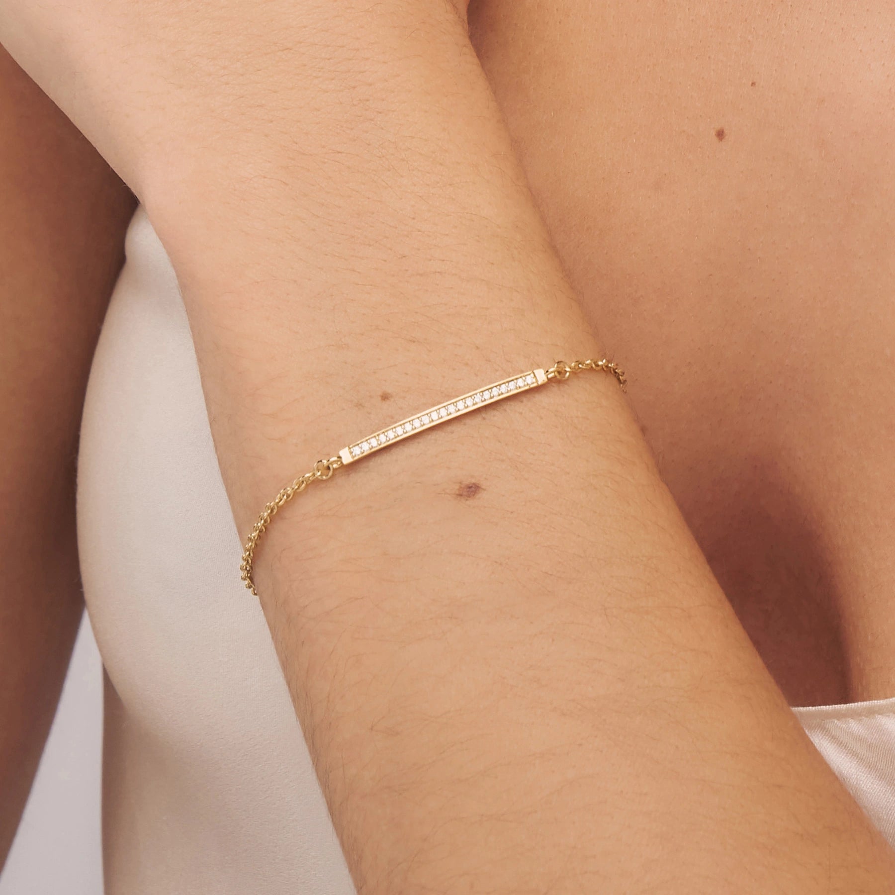Gold Diamond Style Bar Bracelet