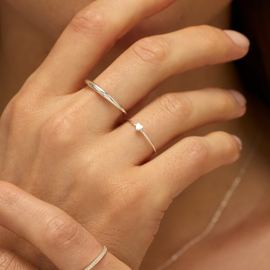 Gold Tiny Heart Ring