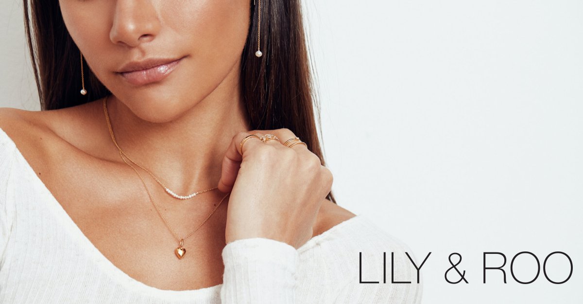 Lily and deals roo initial necklace