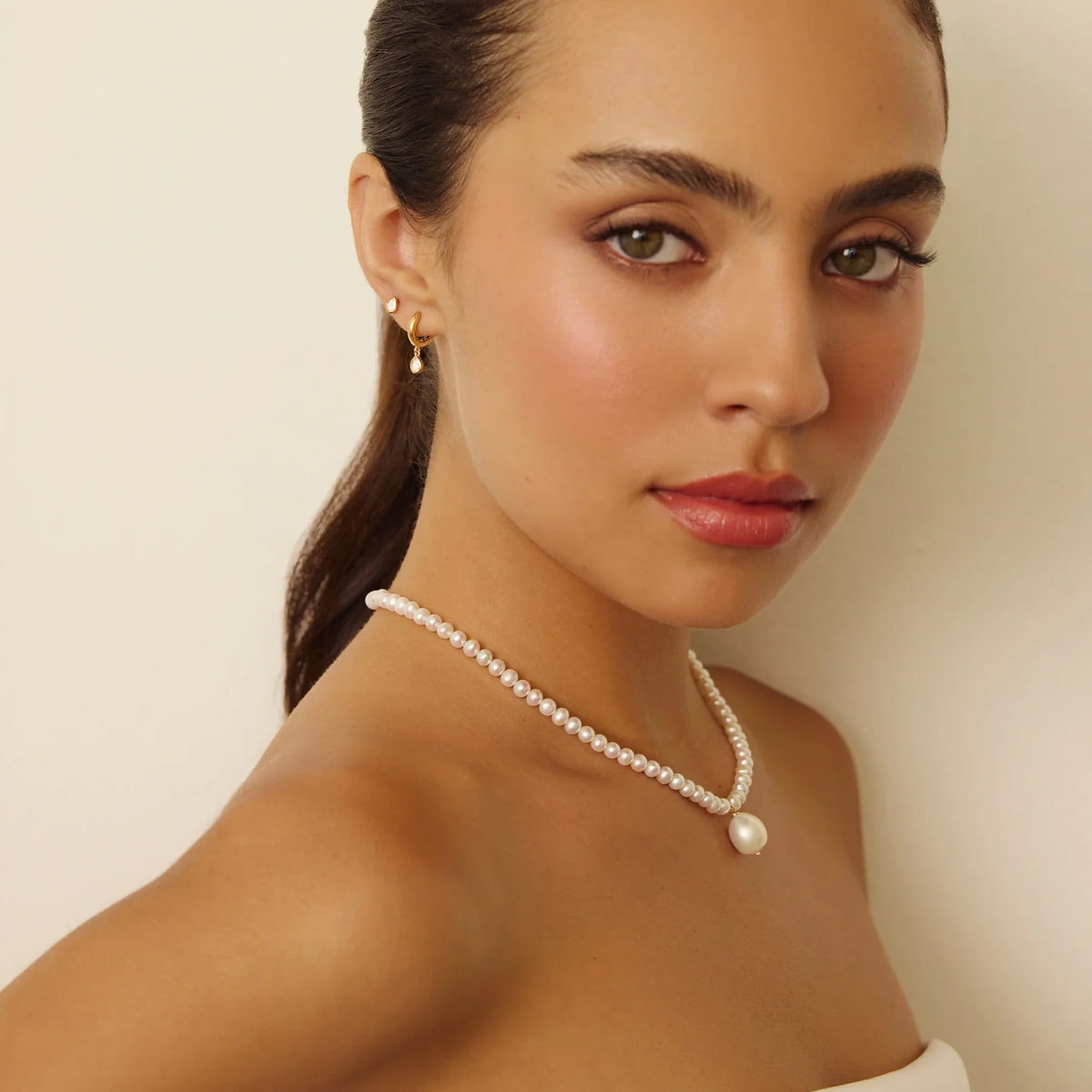 Gold Mini Teardrop Stud Earrings