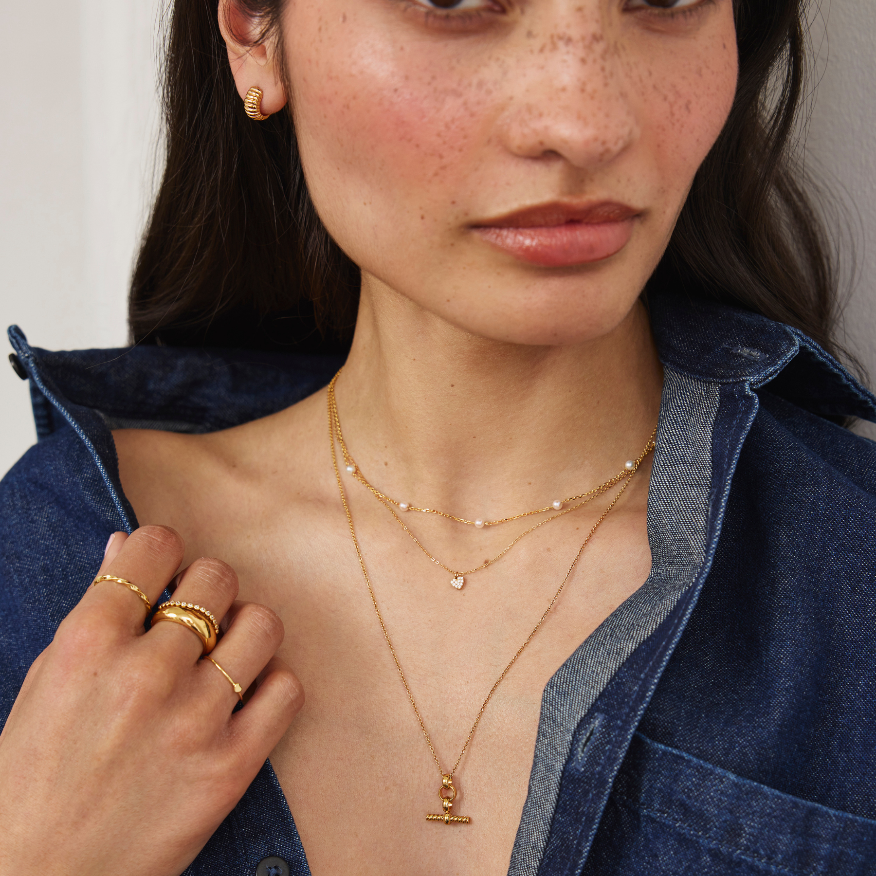 Gold Five Small Pearl Necklace