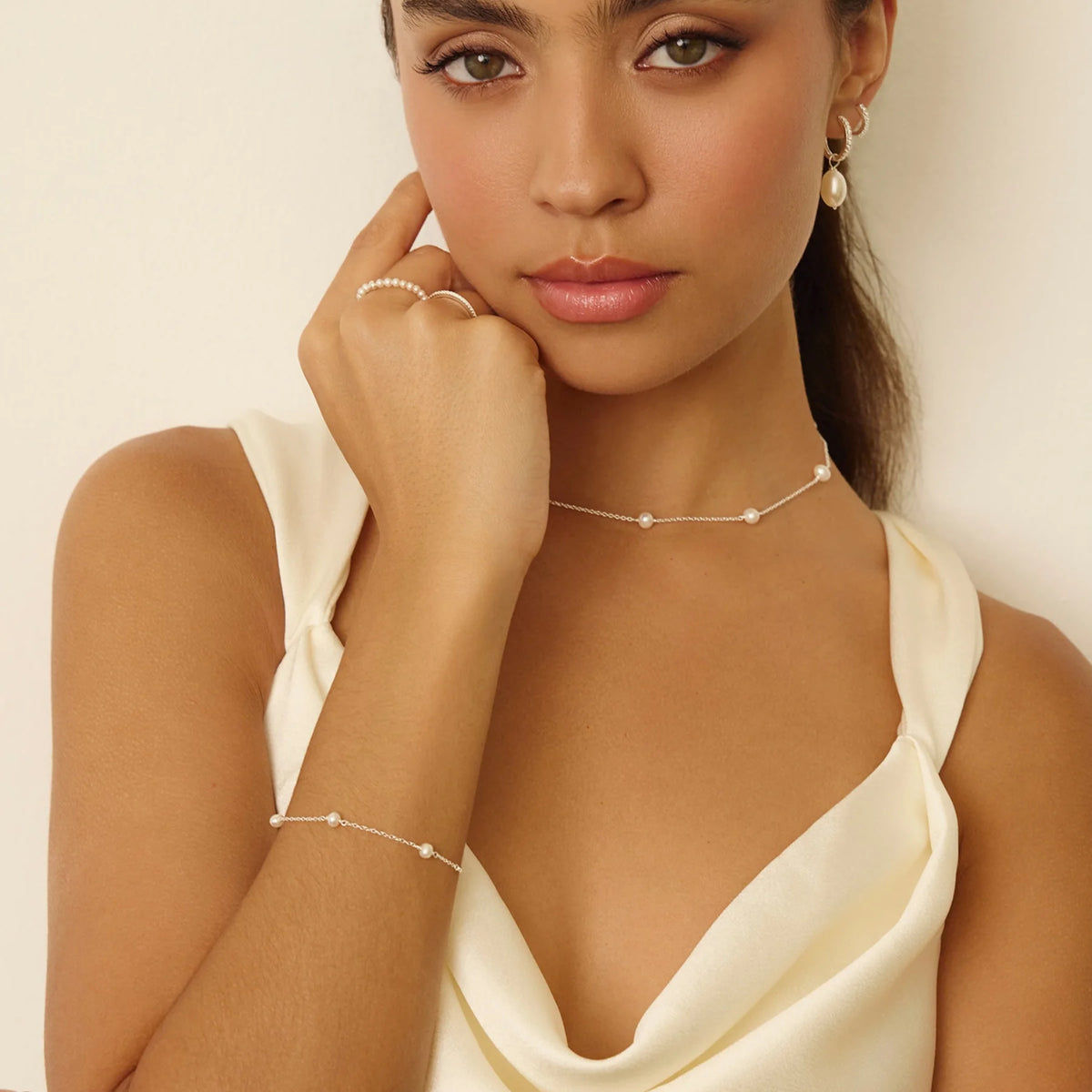 Solid White Gold Ten Pearl Choker