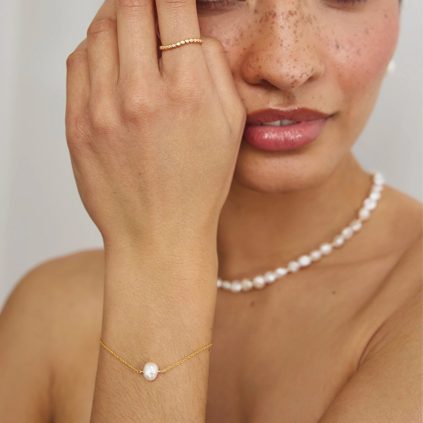 Gold Single Baroque Pearl Bracelet