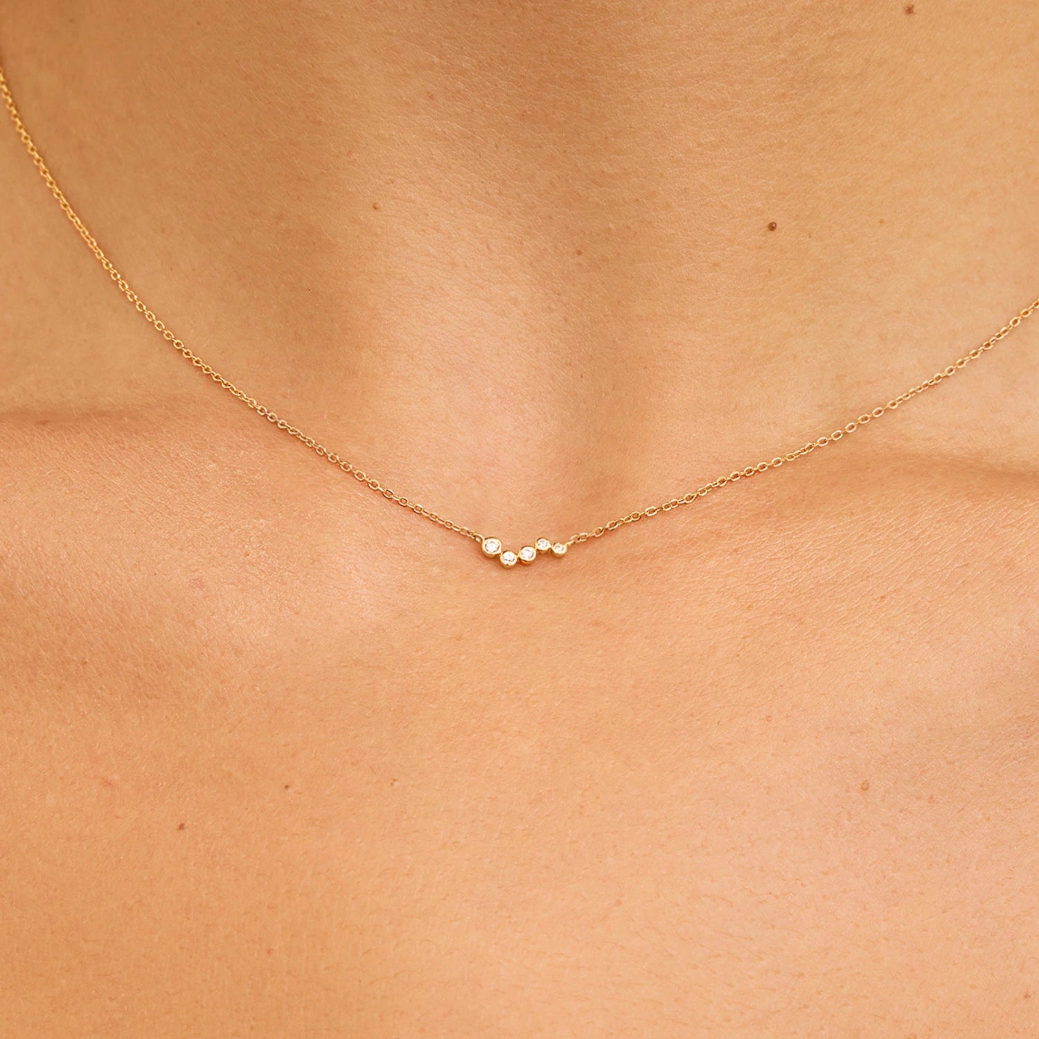 Gold Diamond Style Wave Necklace