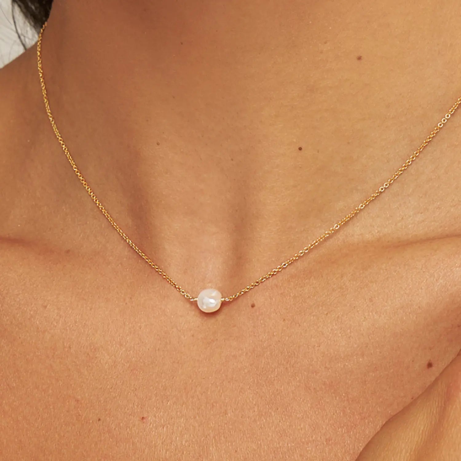 Gold Single Baroque Pearl Choker