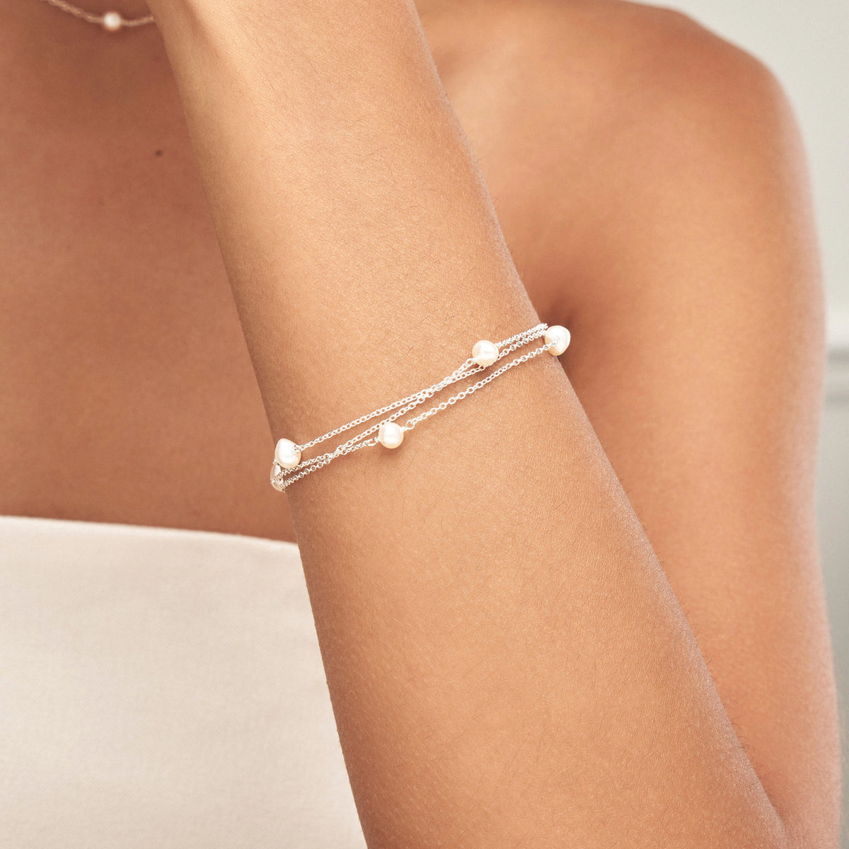 Solid White Gold Layered Pearl Bracelet