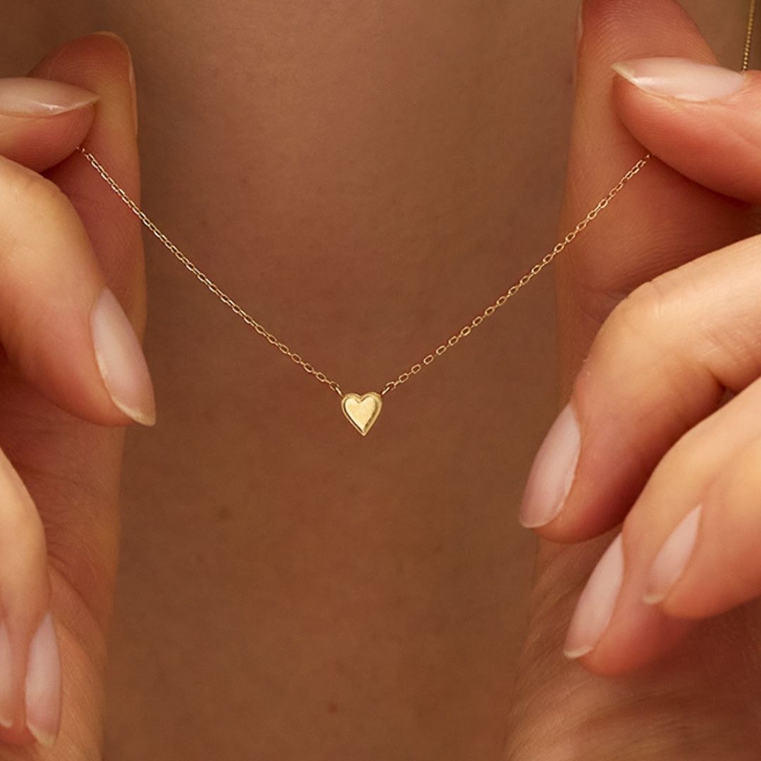 Gold Tiny Heart Necklace