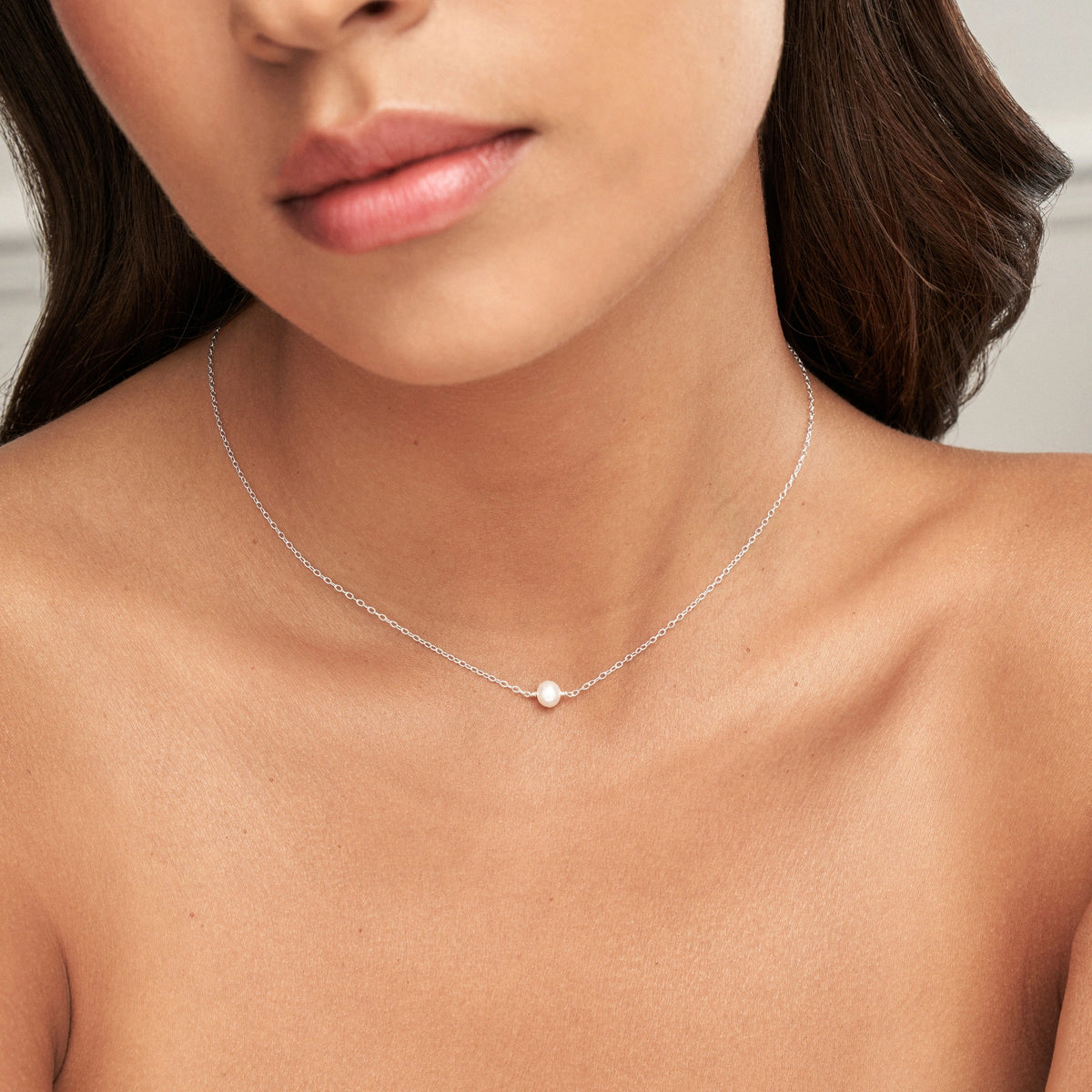 Silver Single Pearl Choker