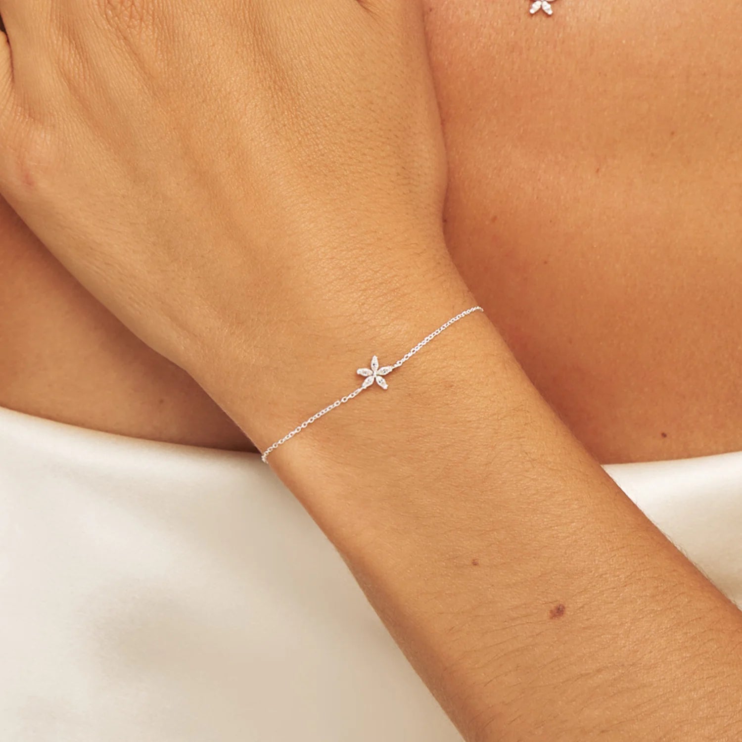 Silver Diamond Style Flower Bracelet