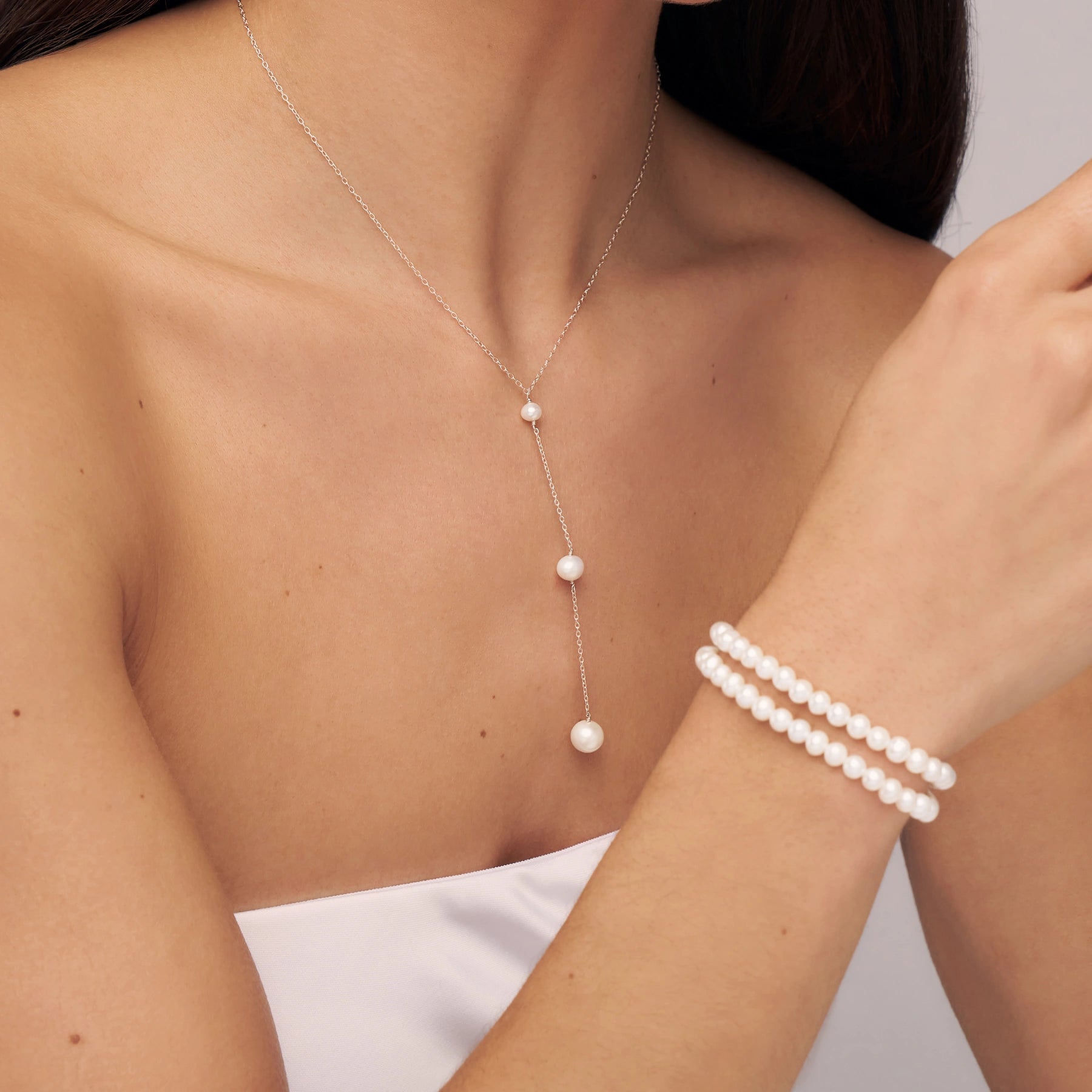 Solid White Gold Three Graduated Pearl Drop Lariat Necklace