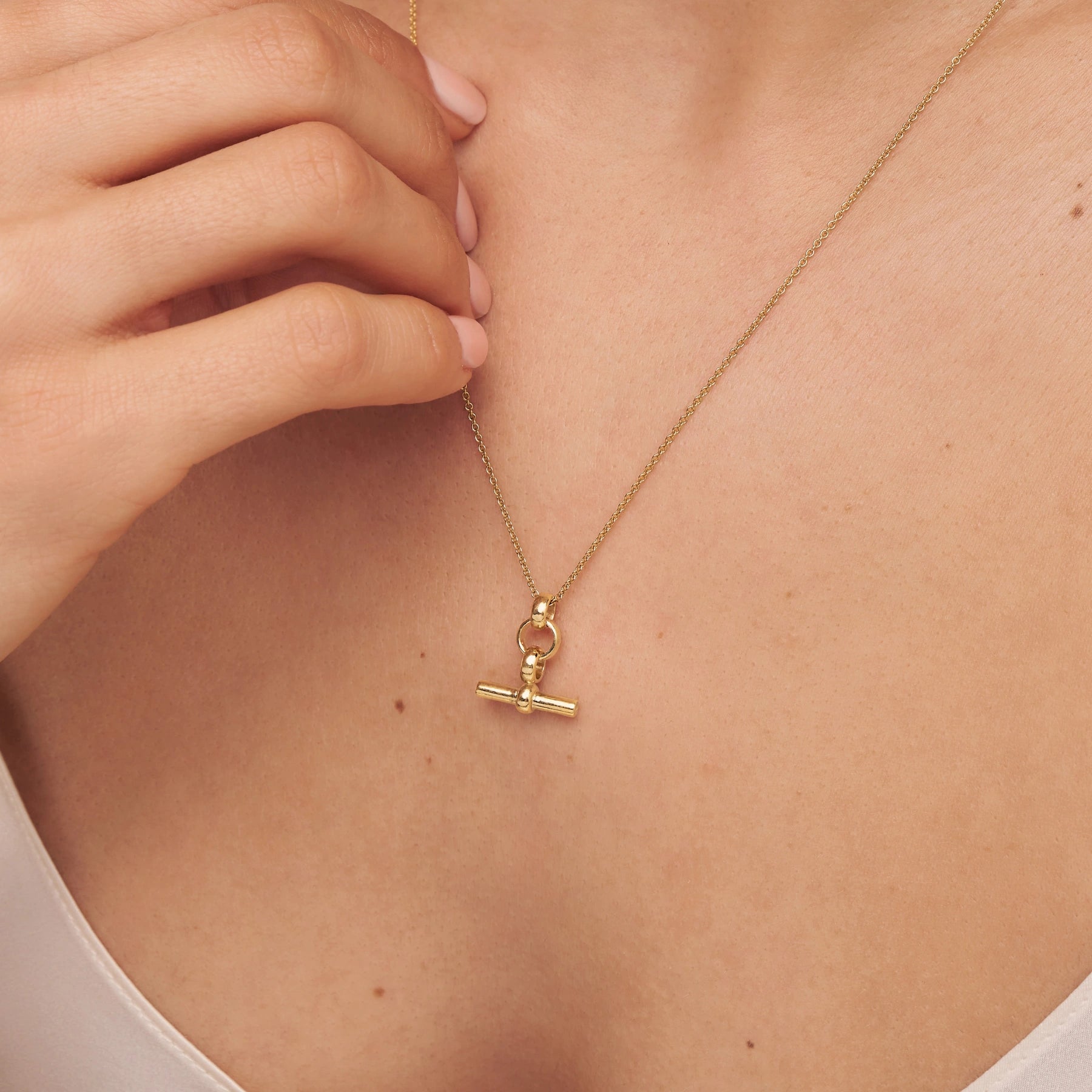 Gold Mini T-Bar Necklace