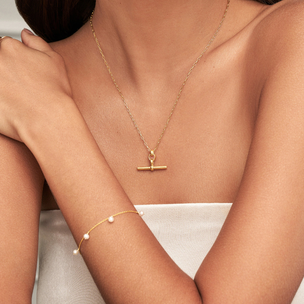 Gold T-Bar Necklace