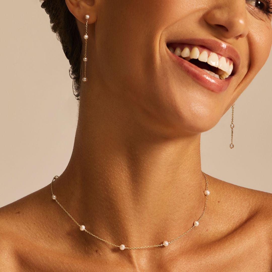 Silver Four Pearl Drop Earrings and Ten Pearl Choker Gift Set